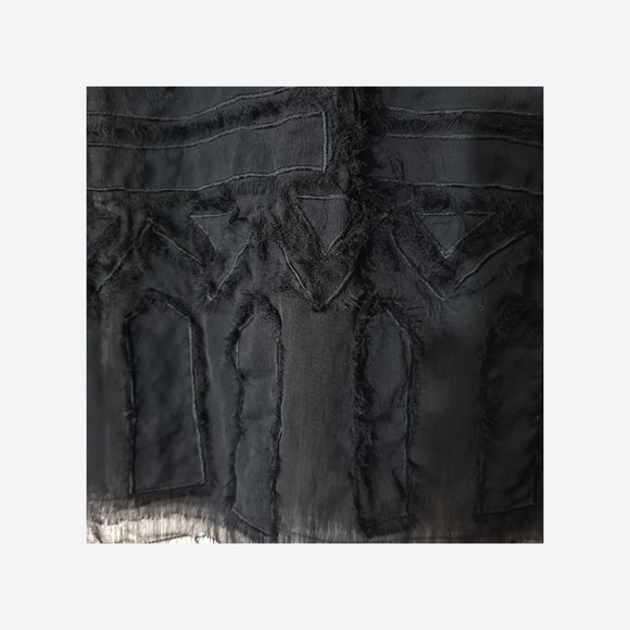 Size-M, NWT, Applique black chiffon top - Picture 3 of 7